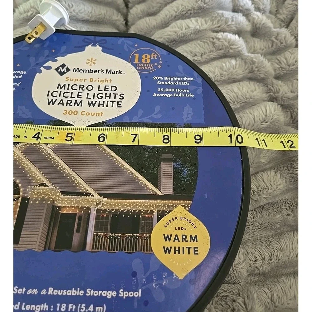 MEMBER'S MARK SUPER BRIGHT LED ICICLE LIGHTS 300-COUNT 18 FT, WARM WHITE *NEW*